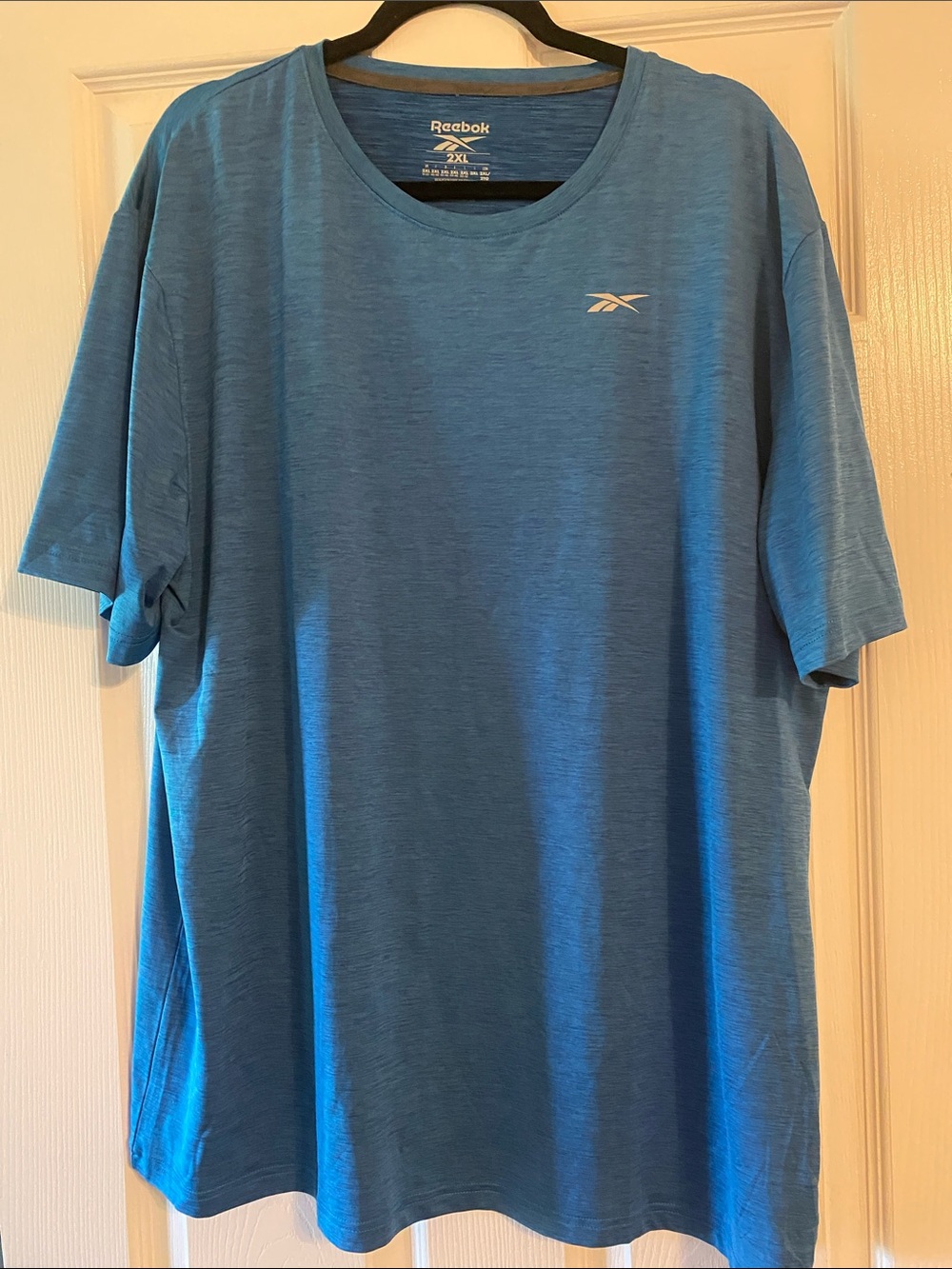 Reebok Men’s Light Blue Crew Neck Short Sleeve Tee